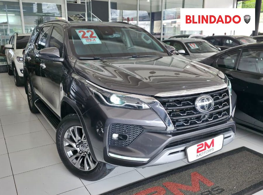 2022 TOYOTA HILUX SW4 2.8 D-4D TURBO DIESEL SRX 7L 4X4 AUTOMÁTICO
