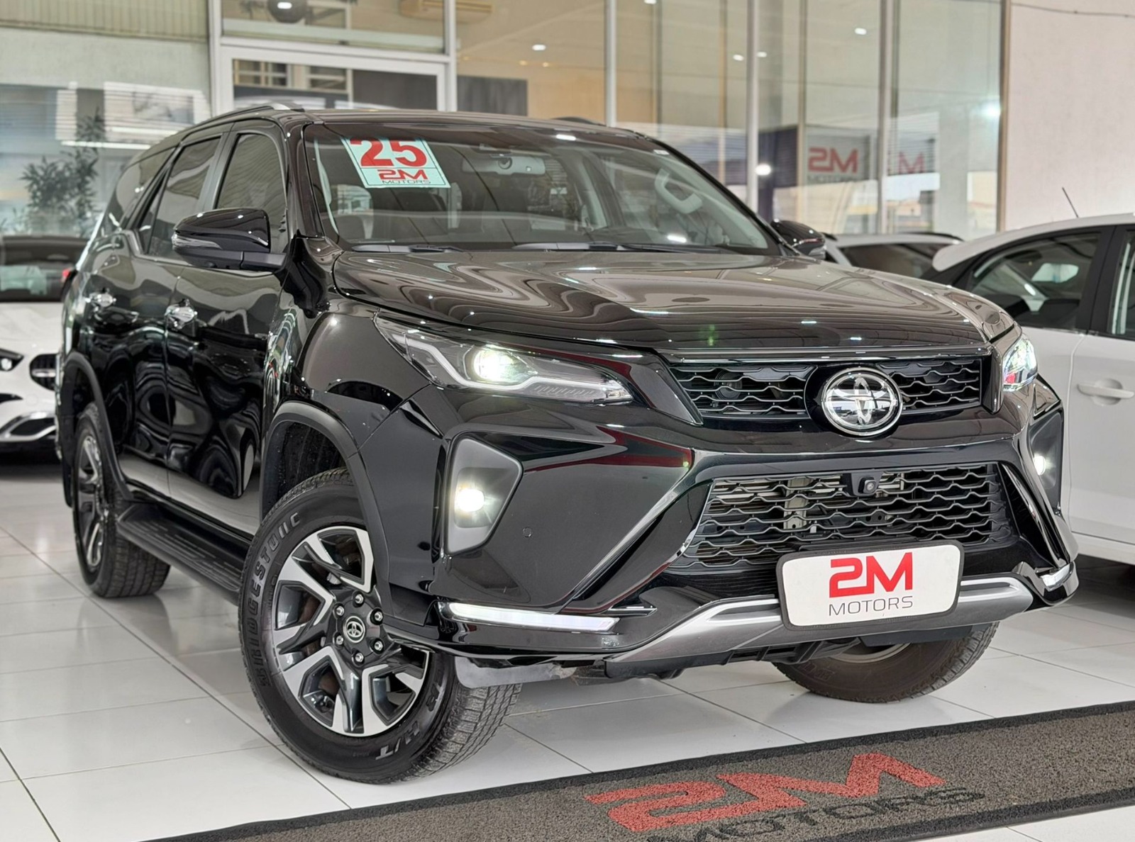 2025 TOYOTA HILUX SW4 2.8 D-4D TURBO DIESEL SRX PLATINUM 4X4 AUTOMÁTICO